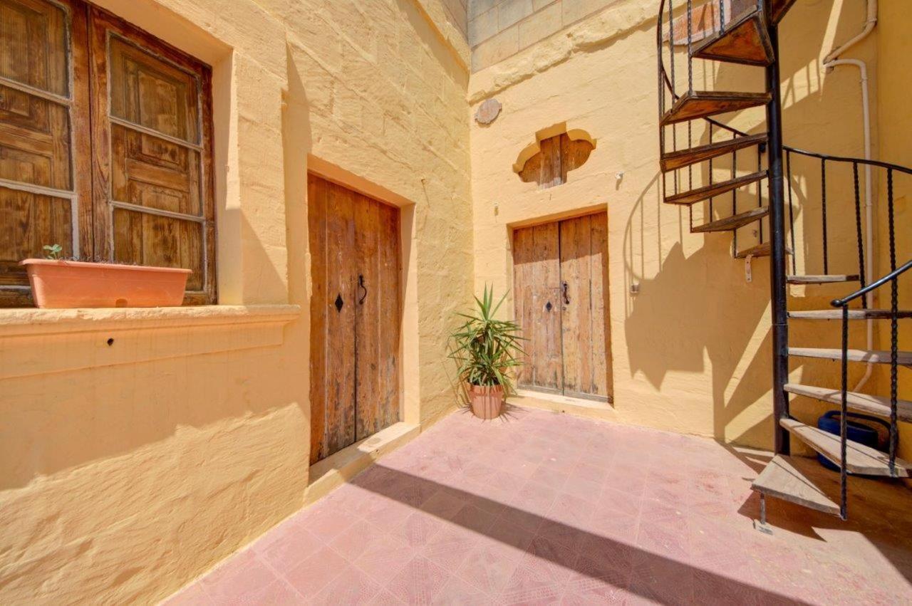Razzett Warda B&B Għasri Eksteriør bilde